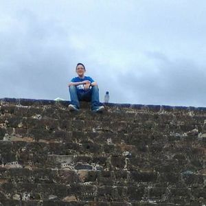 Meet your Posher, Leon